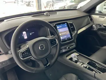 XC90 T8 Plus Bright Recharge AWD FourC AHK B&W