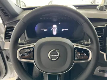 XC90 T8 Plus Bright Recharge AWD FourC AHK B&W