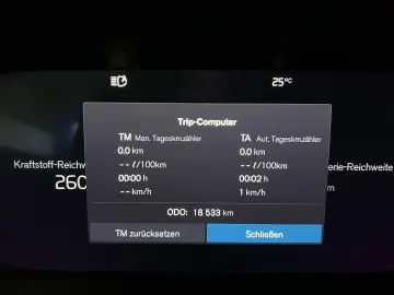 XC90 T8 Plus Bright Recharge AWD FourC AHK B&W