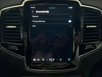 XC90 T8 Plus Bright Recharge AWD FourC AHK B&W