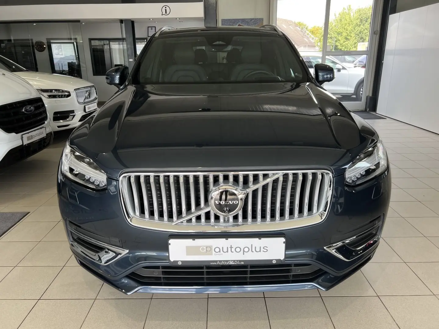 XC90 T8 Plus Bright Recharge AWD FourC AHK B&W