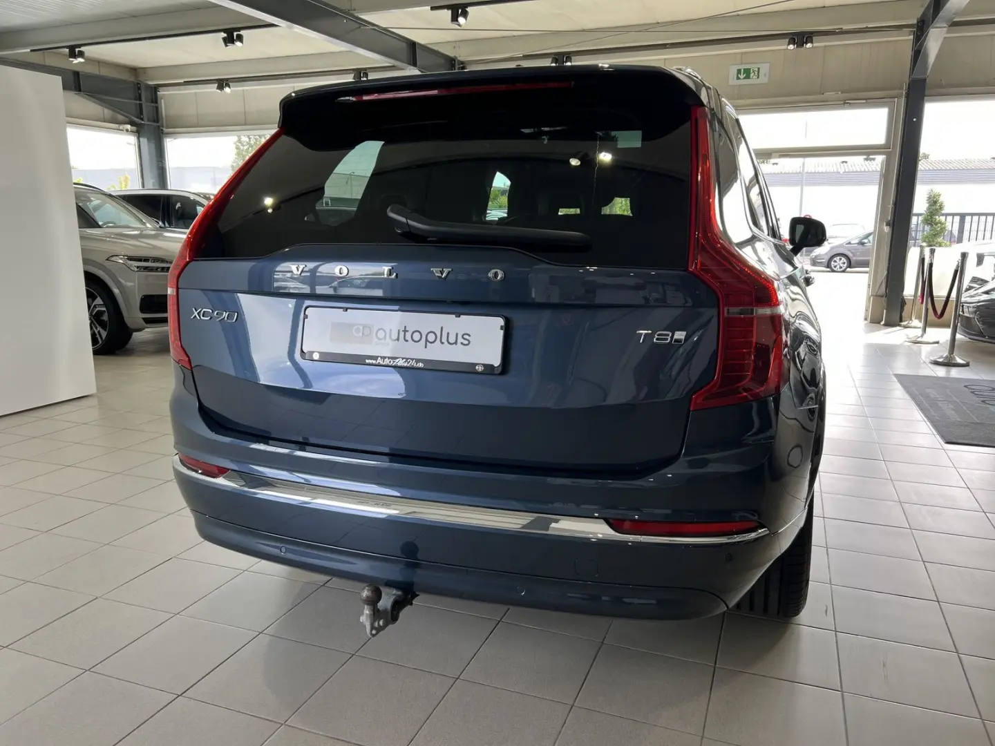 XC90 T8 Plus Bright Recharge AWD FourC AHK B&W