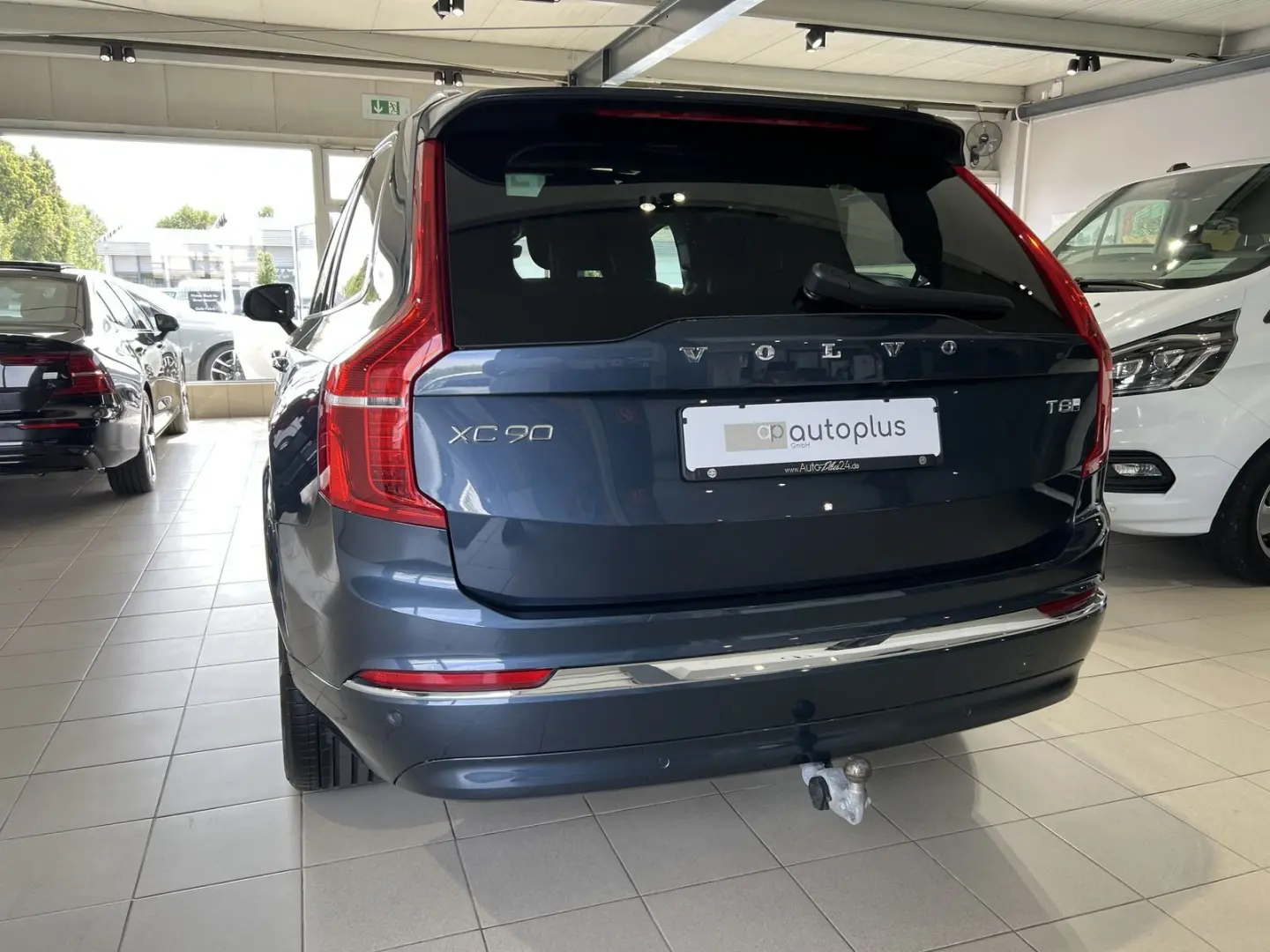 XC90 T8 Plus Bright Recharge AWD FourC AHK B&W