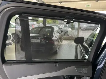 XC90 T8 Plus Bright Recharge AWD FourC AHK B&W