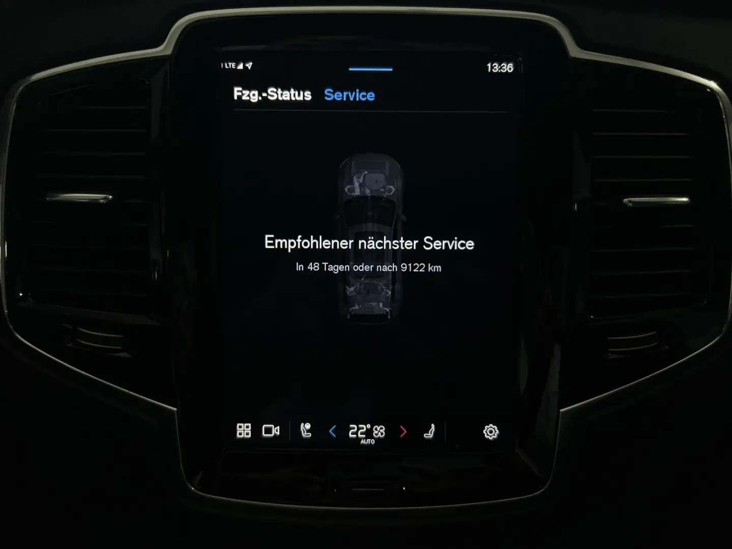 XC90 T8 Plus Bright Recharge AWD FourC AHK B&W