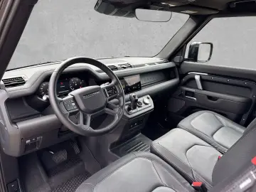 Defender 90 Hard Top D250 X-Dynamic SE ACC/AHK
