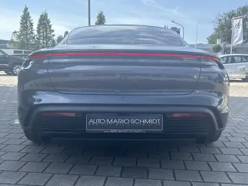 Taycan GTS 360° HUD 21'' Matrix Bose Pano ACC