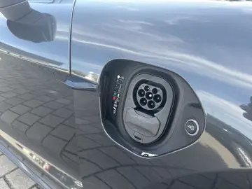 Taycan GTS 360° HUD 21'' Matrix Bose Pano ACC