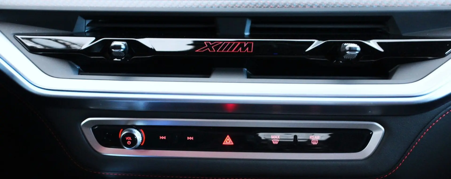 XM Red Label (G09)*M Drivers Pkt*751PS*B&W Sound