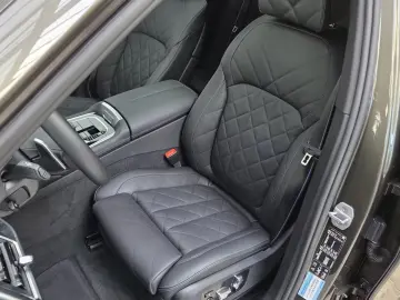 BMW X6 xDrive30d M Sport Pro 22Zoll Pano ACC 360°
