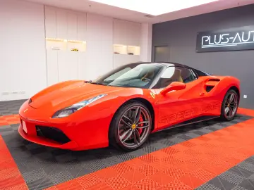 FERRARI 488 SPIDER
