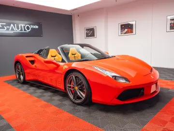 FERRARI 488 SPIDER