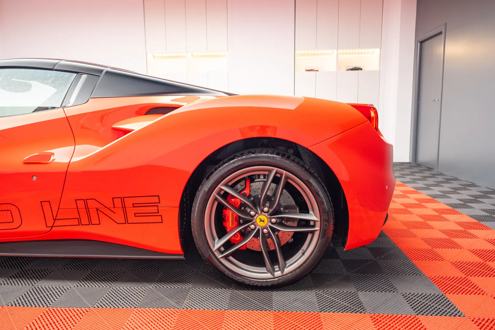 FERRARI 488 SPIDER