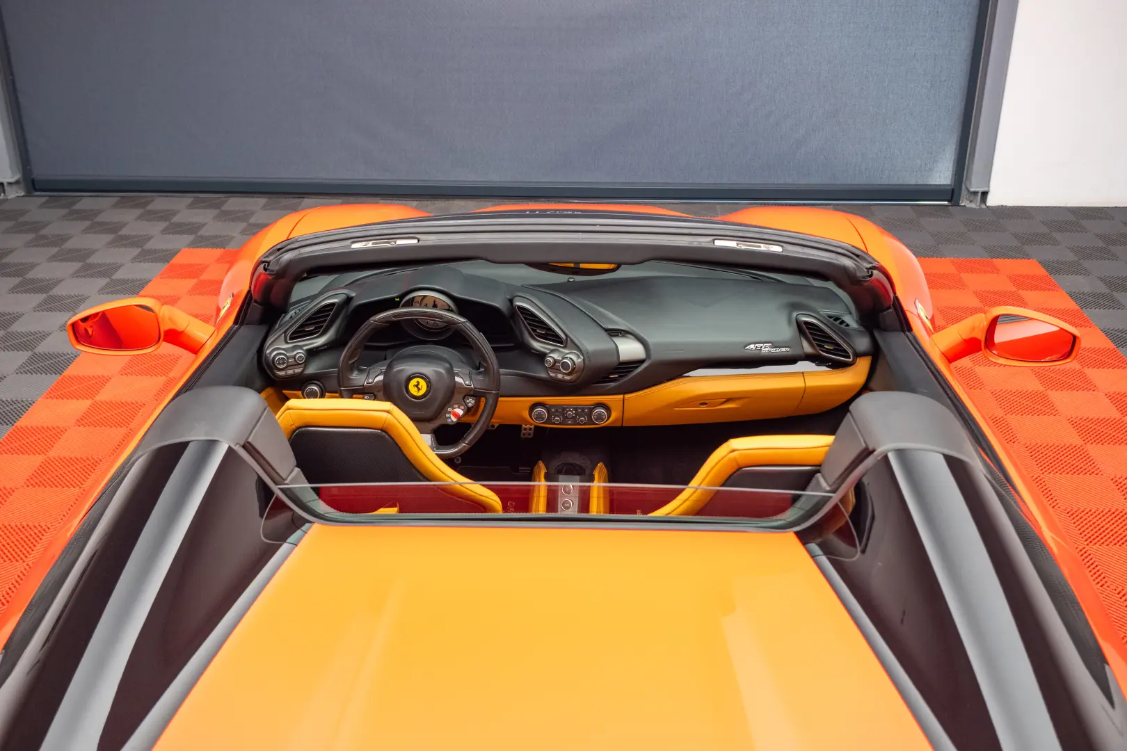 FERRARI 488 SPIDER