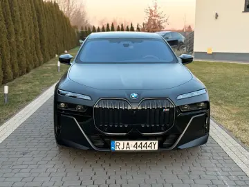 M760 Baureihe 7 Lim M760 e xDrive