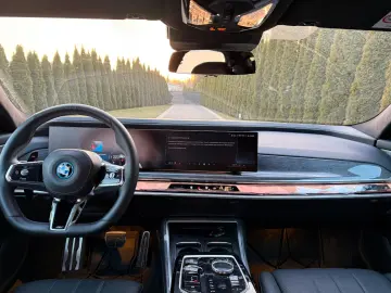 M760 Baureihe 7 Lim M760 e xDrive