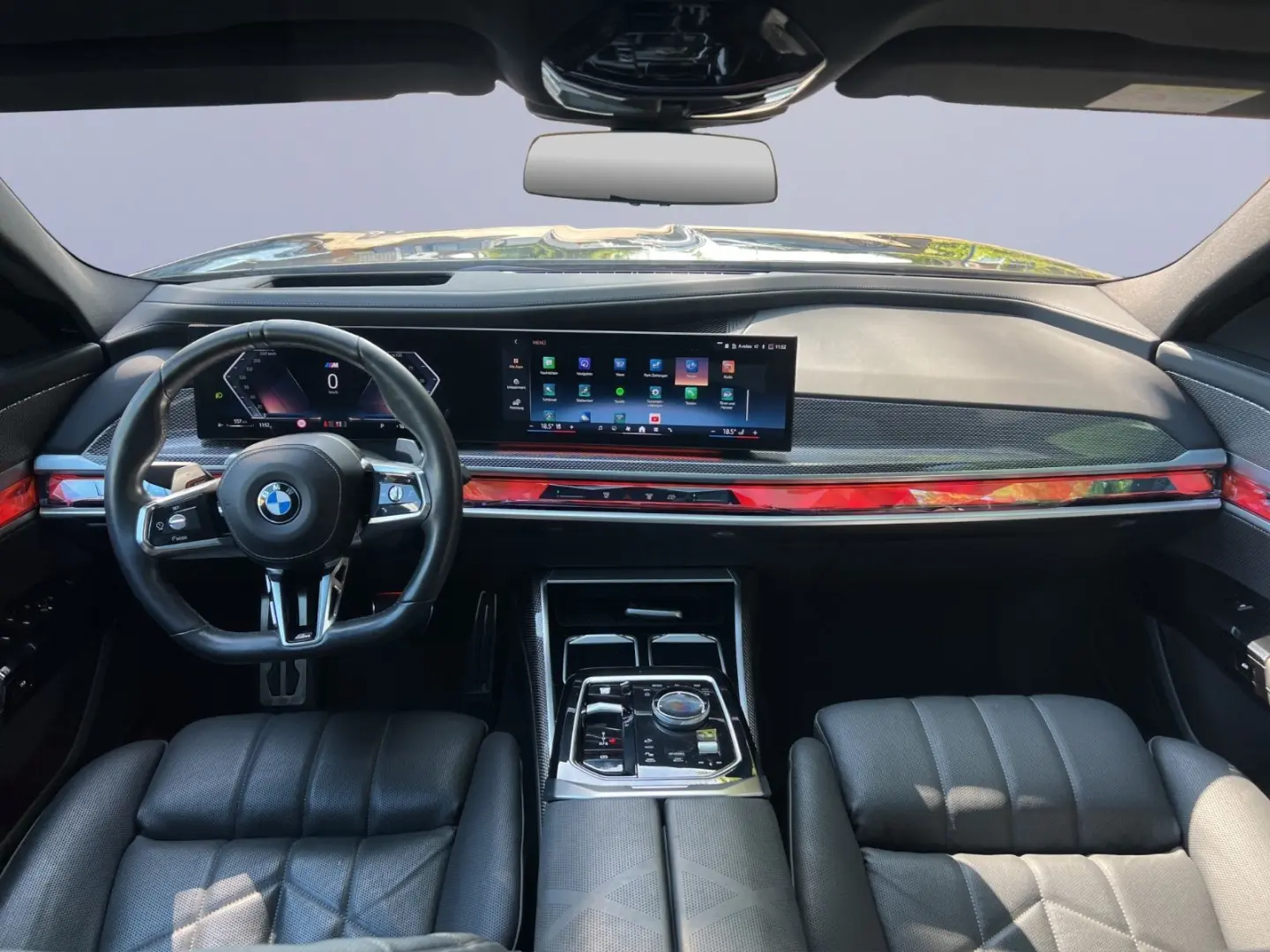 740d xDrive M Sport-Paket*PANO&SKY*LOUNGE*4D*AKT