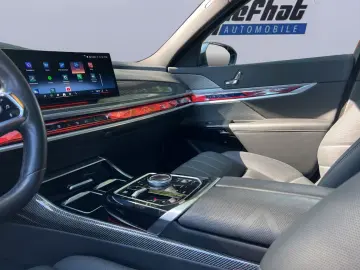 740d xDrive M Sport-Paket*PANO&SKY*LOUNGE*4D*AKT