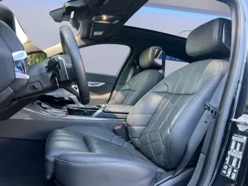 740d xDrive M Sport-Paket*PANO&SKY*LOUNGE*4D*AKT