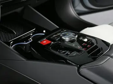 M5 G90 ACC B&W Carbon Pak. V-Max Sitzbelüf. LED