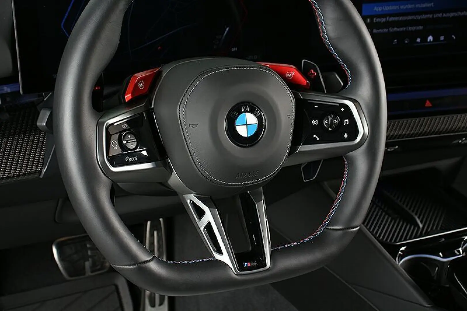 M5 G90 ACC B&W Carbon Pak. V-Max Sitzbelüf. LED