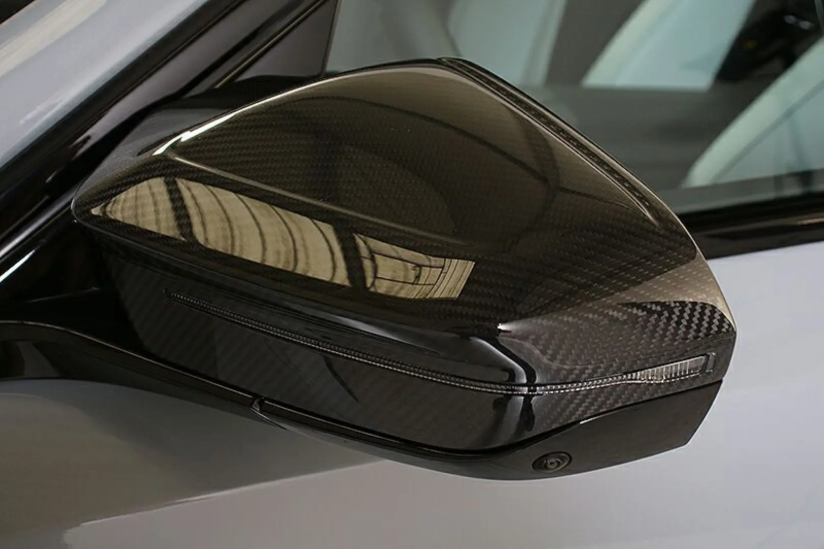 M5 G90 ACC B&W Carbon Pak. V-Max Sitzbelüf. LED