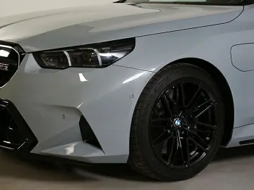 M5 G90 ACC B&W Carbon Pak. V-Max Sitzbelüf. LED