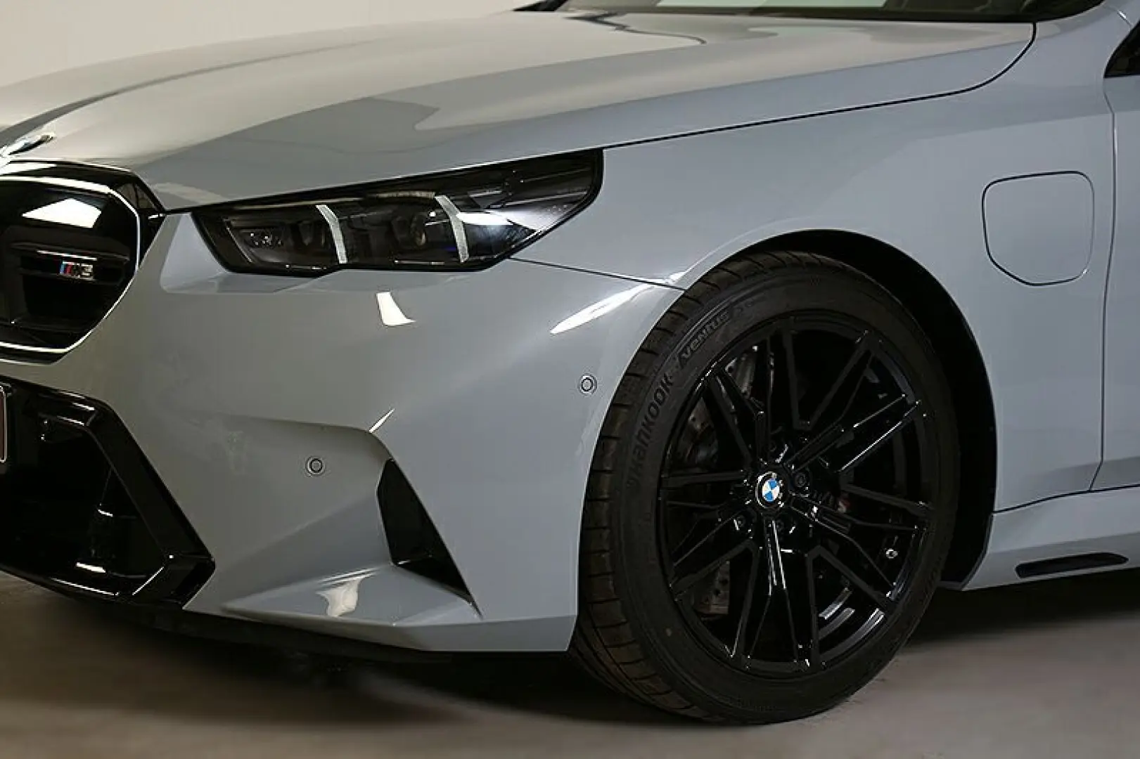 M5 G90 ACC B&W Carbon Pak. V-Max Sitzbelüf. LED