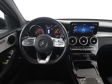 GLC 300 e 4M Coupé AMG MBUX SHZ LED el.Heck AUT