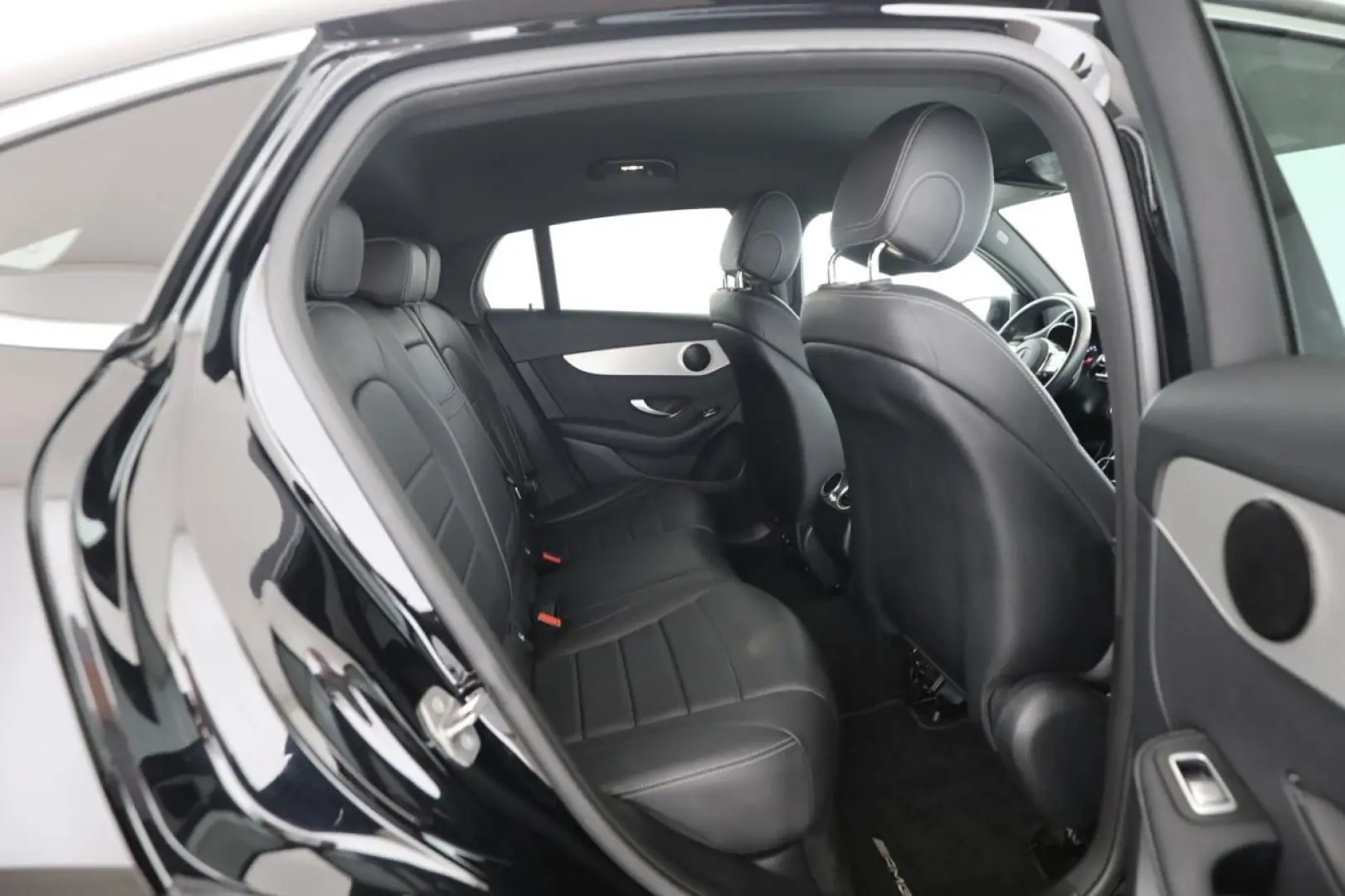 GLC 300 e 4M Coupé AMG MBUX SHZ LED el.Heck AUT