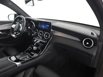 GLC 300 e 4M Coupé AMG MBUX SHZ LED el.Heck AUT