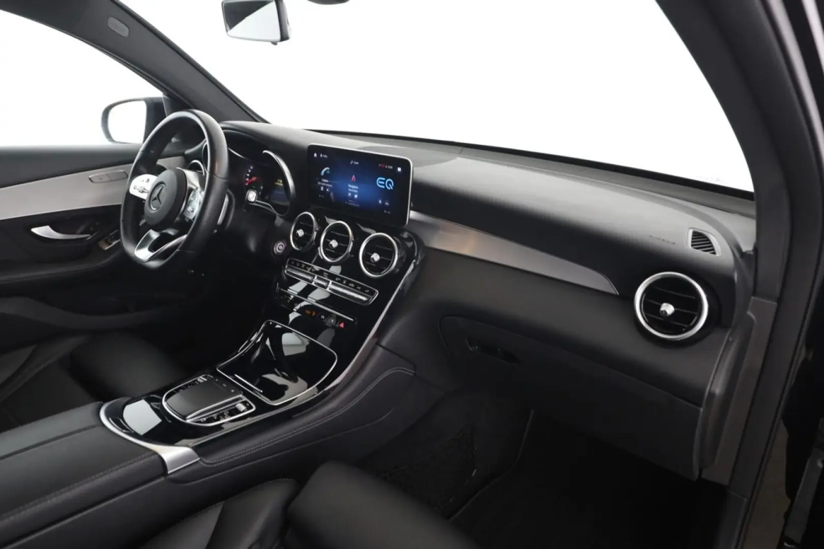 GLC 300 e 4M Coupé AMG MBUX SHZ LED el.Heck AUT