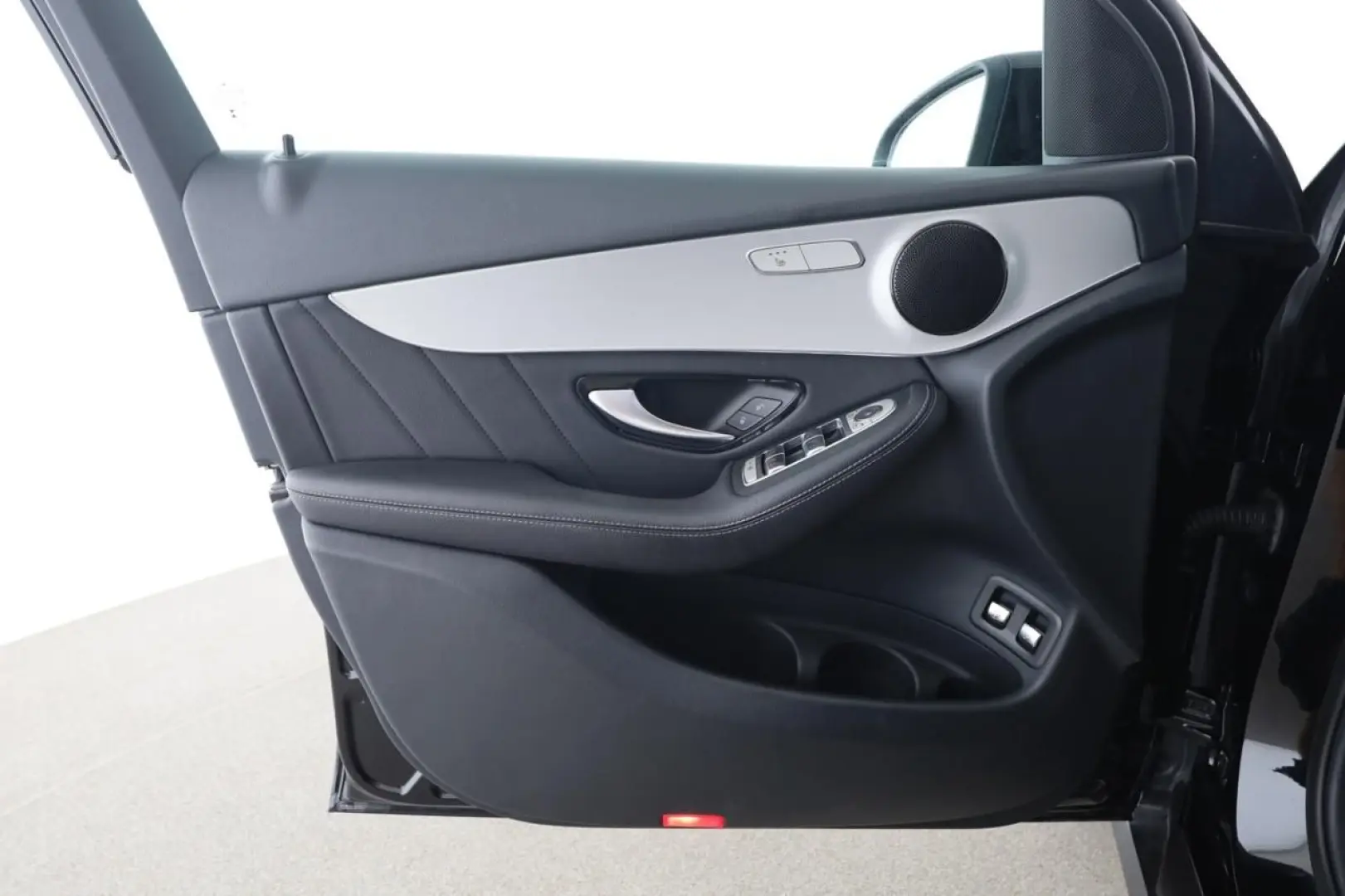 GLC 300 e 4M Coupé AMG MBUX SHZ LED el.Heck AUT