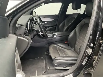 GLC 200 4M Coupe AMG/KAMERA/AHK/NAVI/LED/