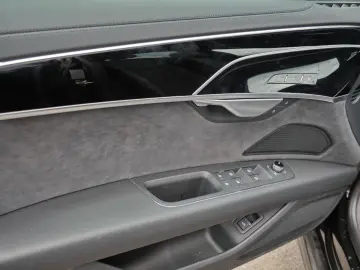 A8 50 TDI quattro S line Air*Matrix*HuD*Pano