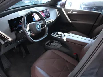 iX  xDrive40 Sportpaket *Laser*DrivAss+*ParkAss+