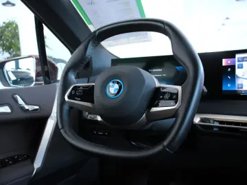 iX  xDrive40 Sportpaket *Laser*DrivAss+*ParkAss+