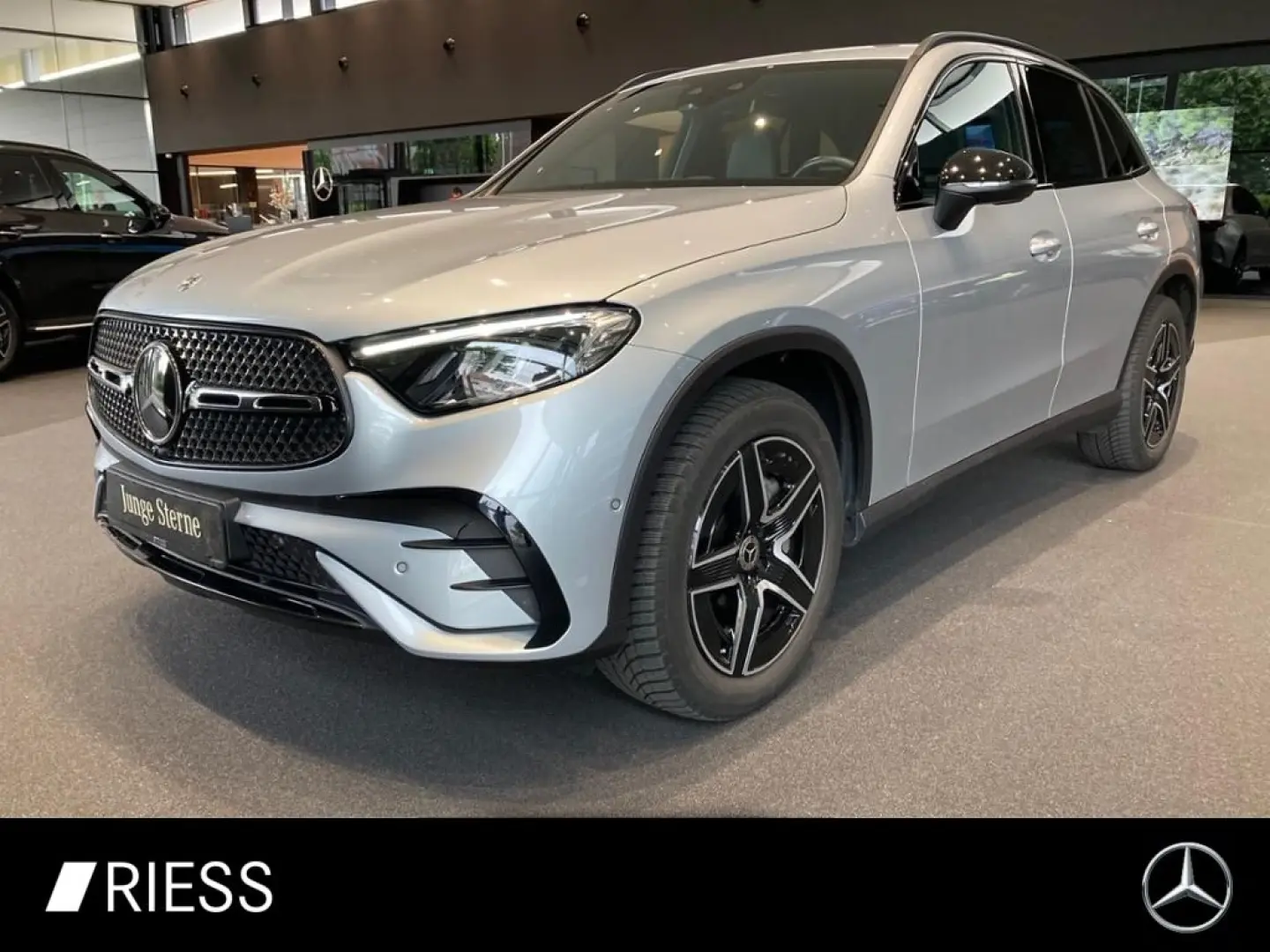 GLC 220 d 4M AMG AHK FAHRASSIST+ RFK NIGHT SPUR