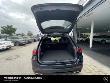 GLC 200 4MATIC AMG Night AHK LED EasyP Ambi 20