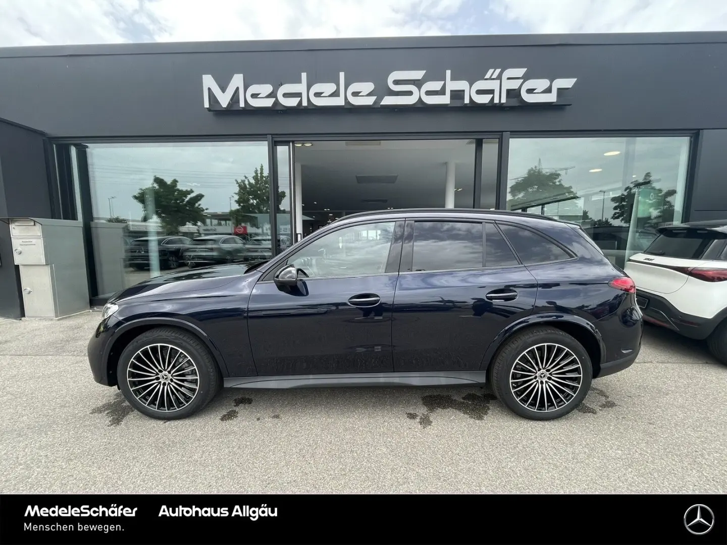 GLC 200 4MATIC AMG Night AHK LED EasyP Ambi 20