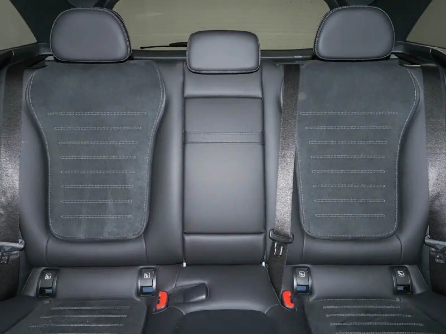 GLC 200 4M AMG+PANO+MEMO+LED+NAV+KAM+19