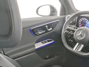 GLC 220 d 4M AMG+LED+AHK+KAMERA+EASY-PACK+AMBI