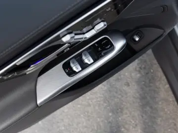 GLC 200 4M Coupé , AMG PREMIUM SPUR 360 PDC SHZ