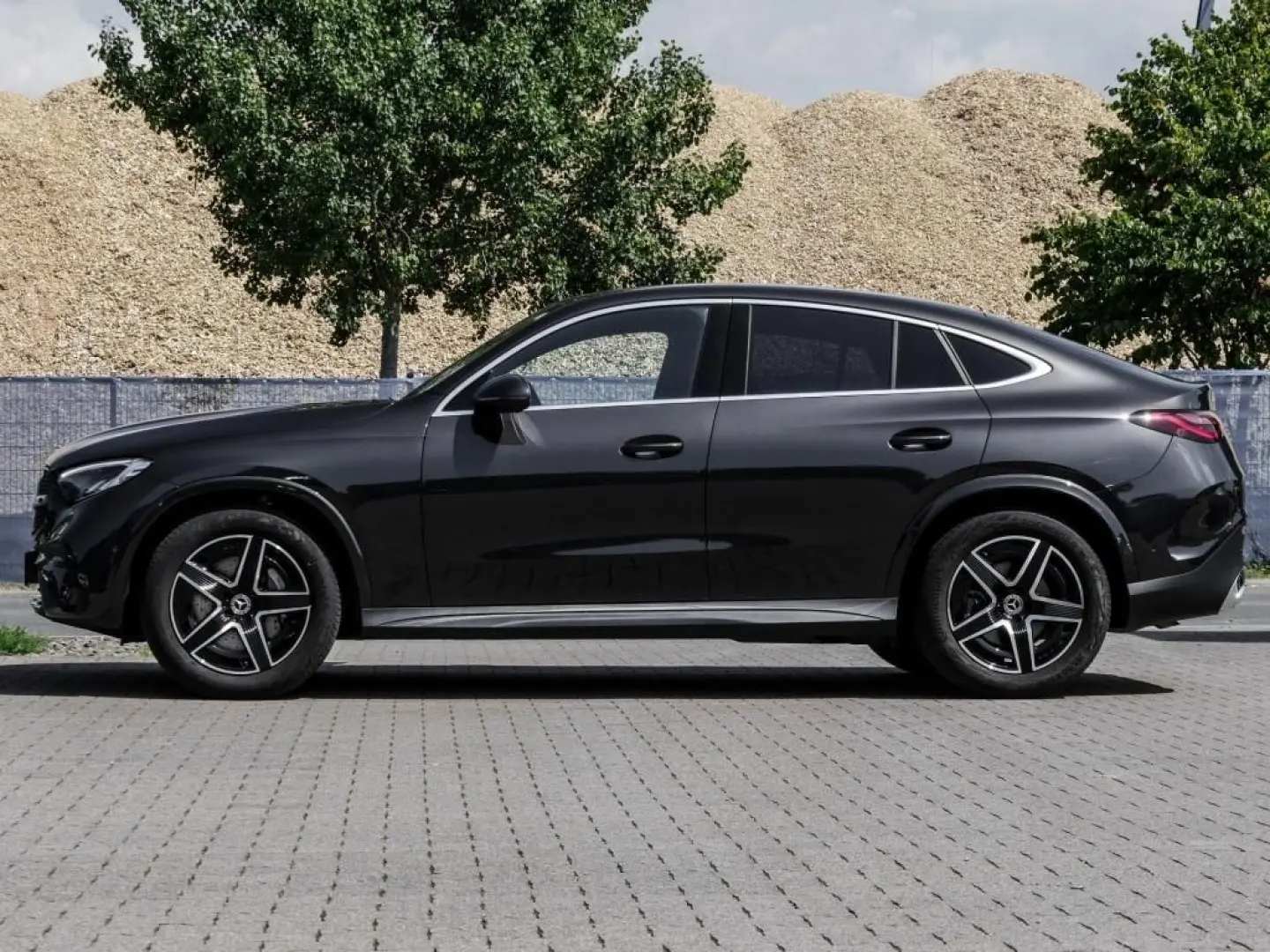 GLC 200 4M Coupé AMG-Sport/Pano/AHK/Winter/Memo