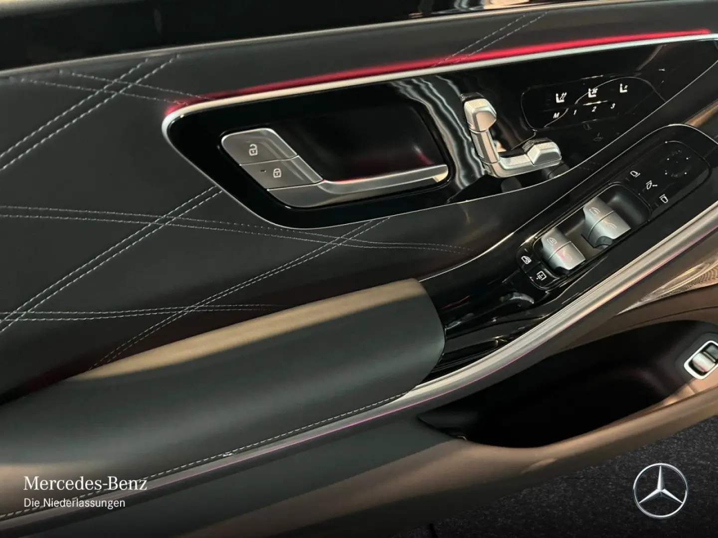 S 580 e Maybach Night Series/Pano/DUO TONE/HuD