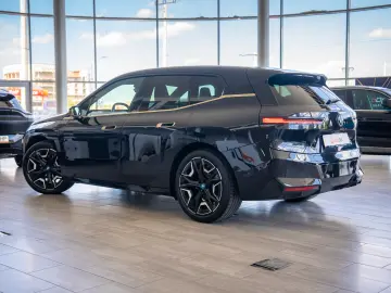 BMW IX XDRIVE40 i20