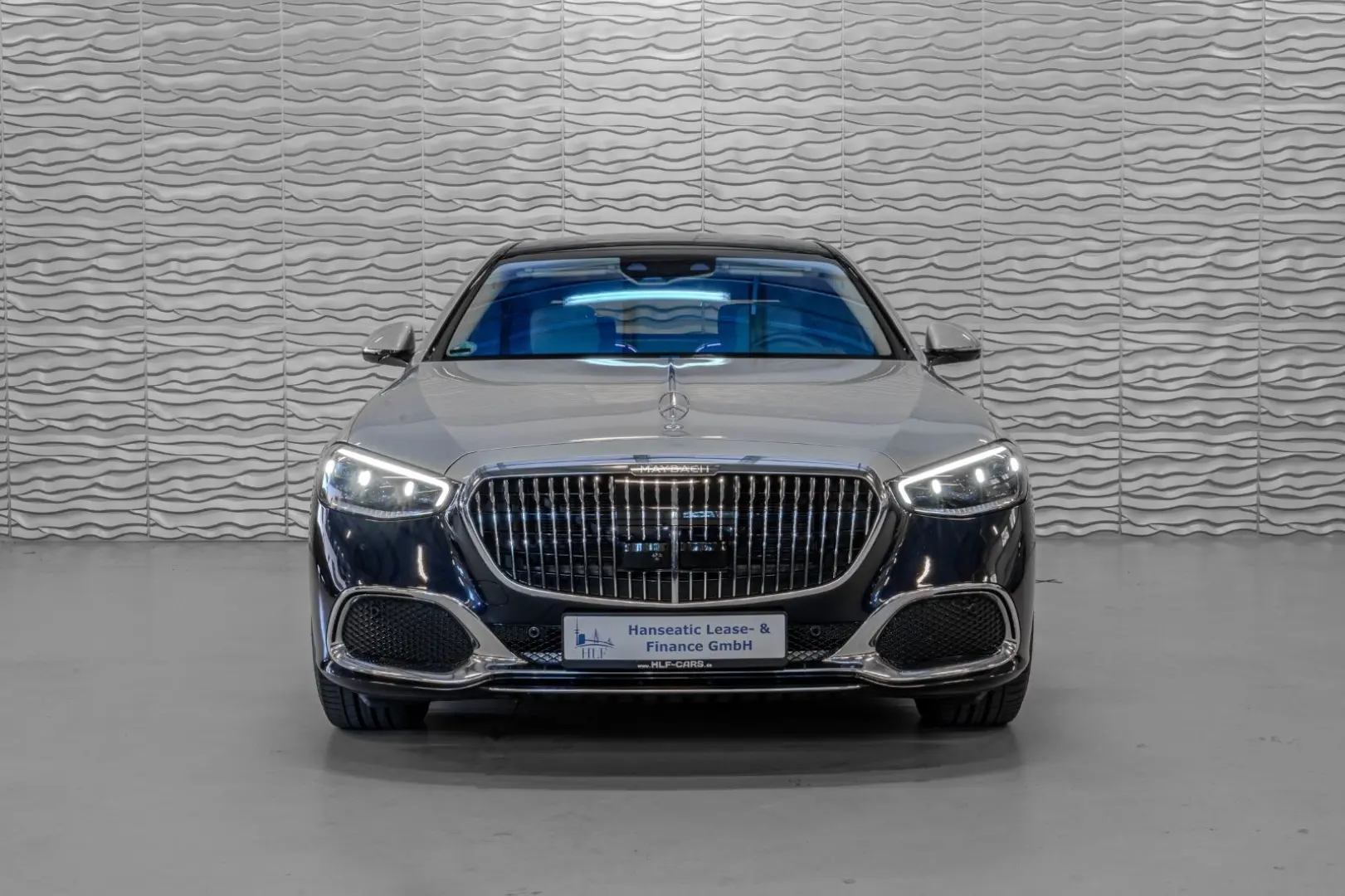 Maybach* EXCL.*First-Class*TV*DRIVE Pilot*BODY*