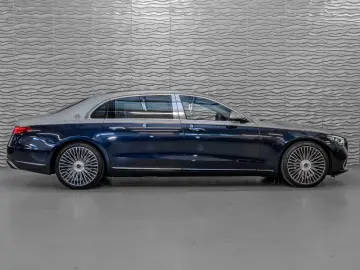 Maybach* EXCL.*First-Class*TV*DRIVE Pilot*BODY*