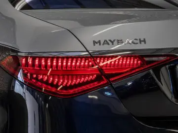 Maybach* EXCL.*First-Class*TV*DRIVE Pilot*BODY*