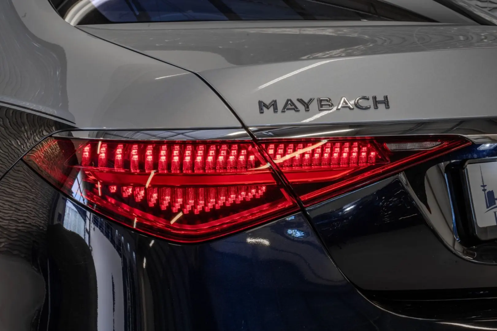 Maybach* EXCL.*First-Class*TV*DRIVE Pilot*BODY*